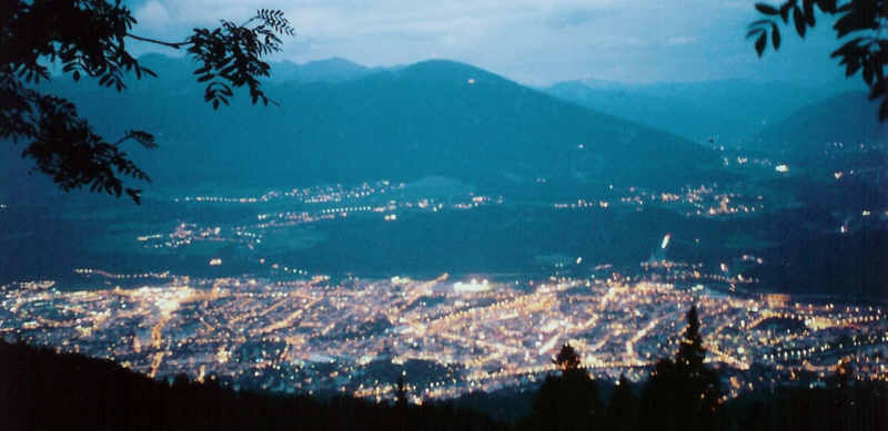 Innsbruck bei Nacht